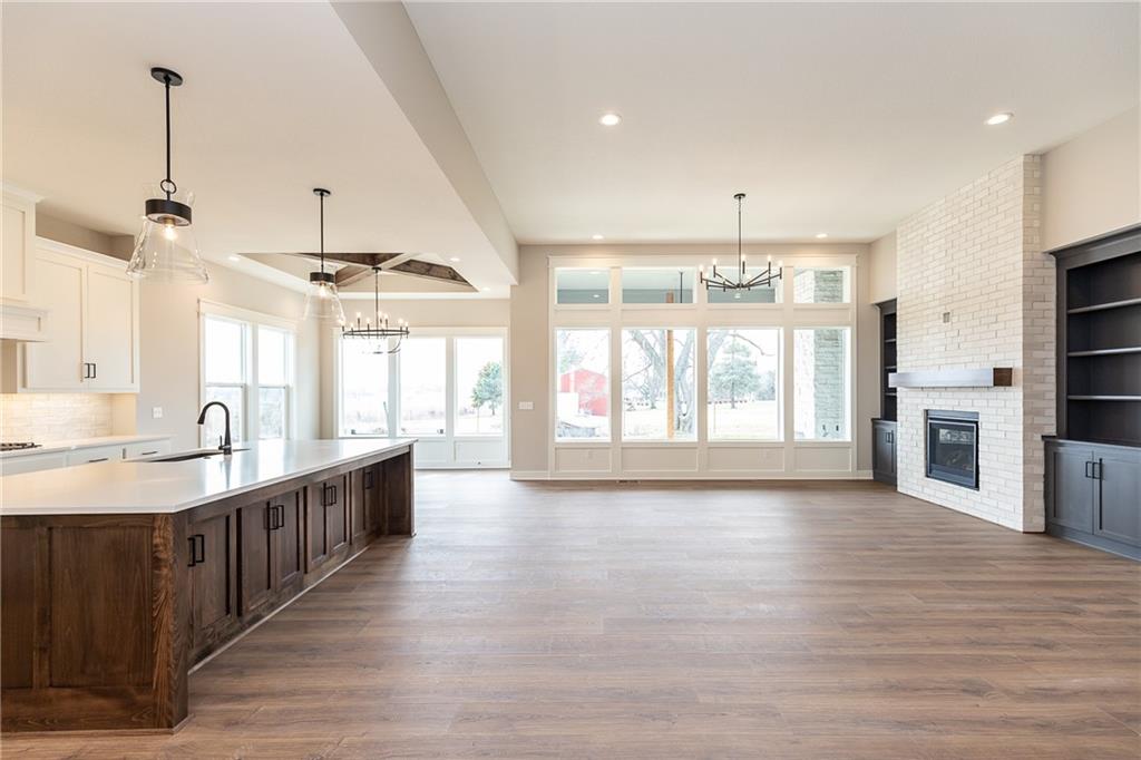 3812 W 187th Street