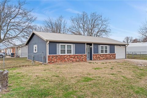1601 Halsey Avenue Independence KS 67301