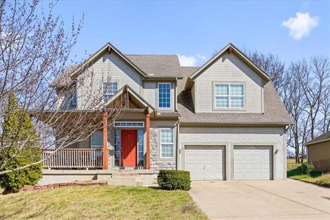 Photo of 4505 N 121 Terrace, Kansas City, KS 66109 (MLS # 2603556)