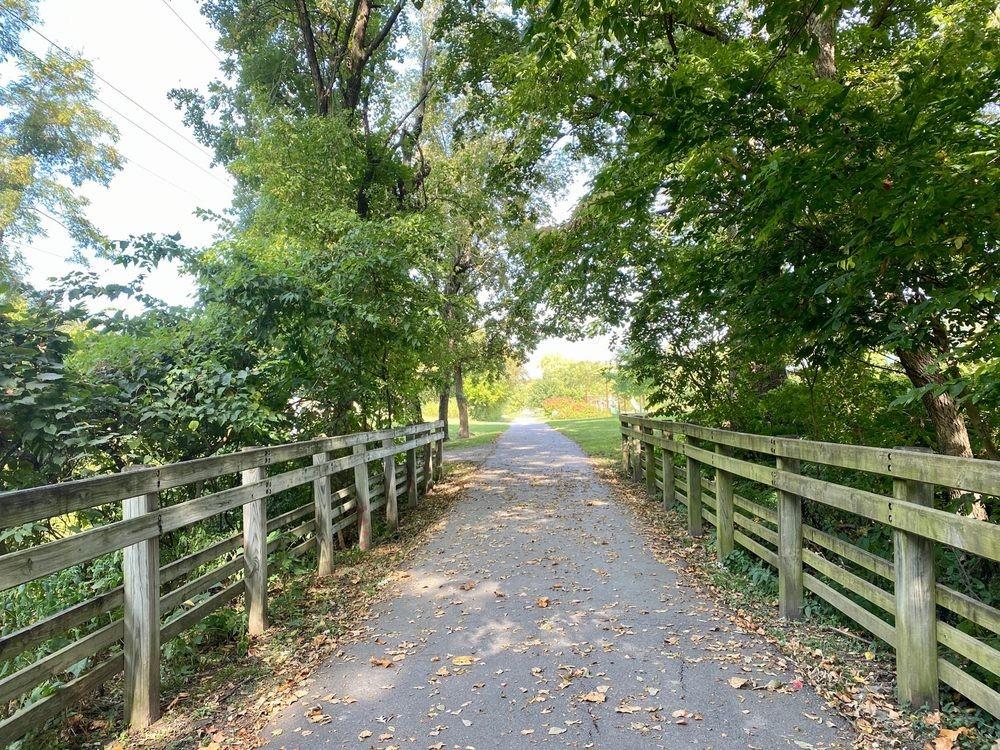 1609 Buckingham Drive