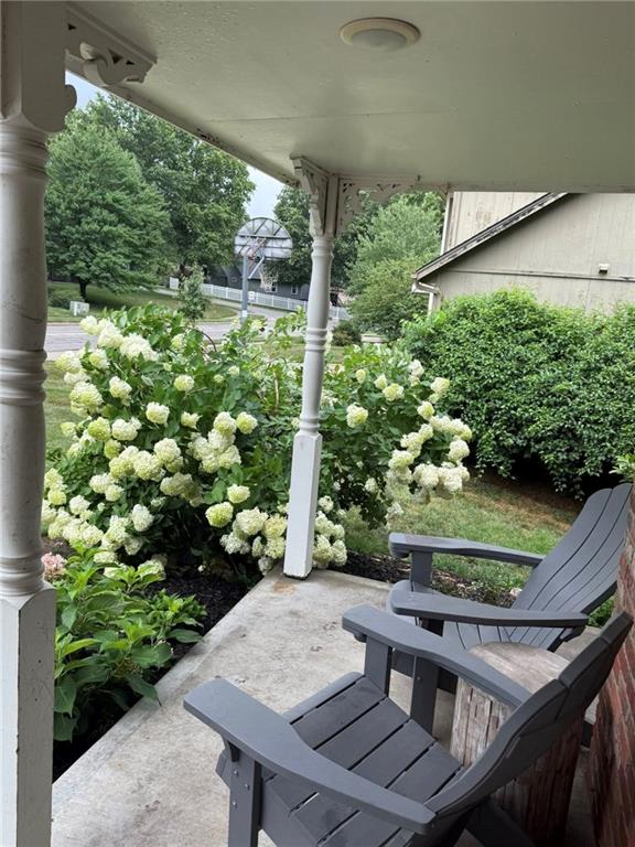 1609 Buckingham Drive