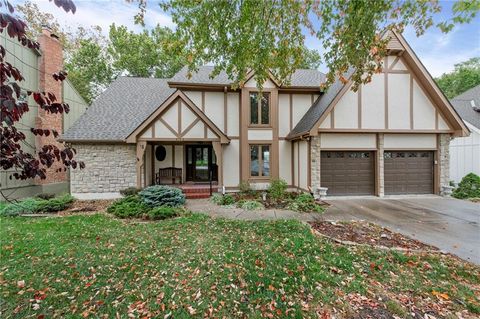 Photo of 4102 NW 75th Street, Kansas City, MO 64151 (MLS # 2583784) Photo of 4102 NW 75th Street, Kansas City, MO 64151 (MLS # 2583784)