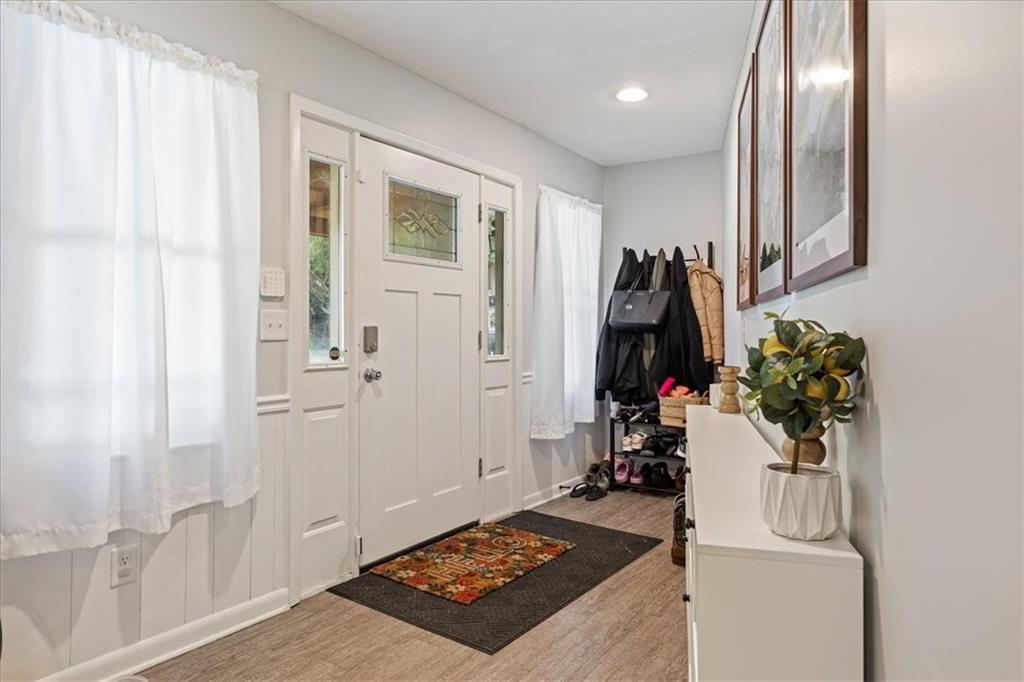 5729 PARALLEL Parkway