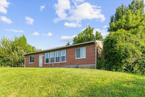 Photo of 5729 PARALLEL Parkway, Kansas City, KS 66104 (MLS # 2637251)