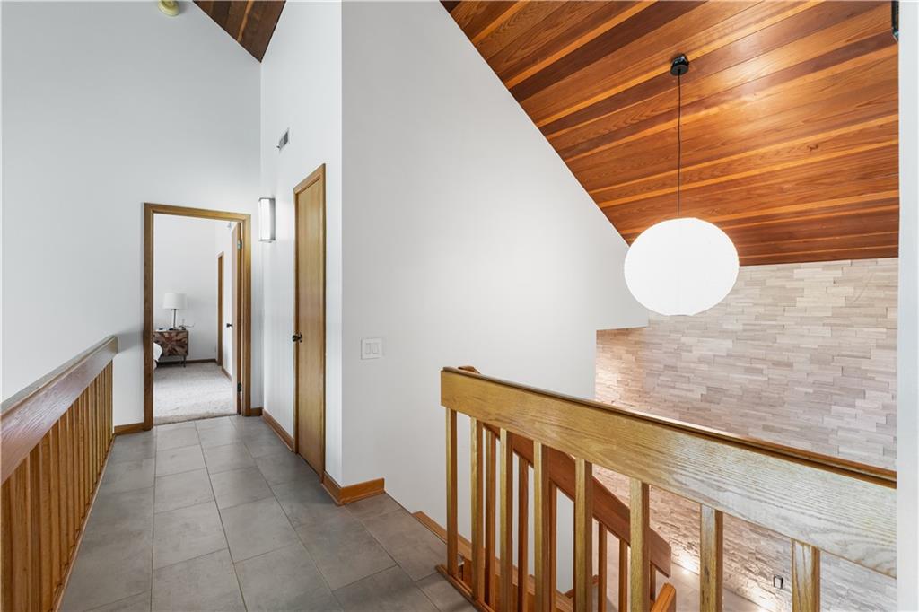 St Joseph, Missouri 64505, United States, 3 Bedrooms Bedrooms, ,4 BathroomsBathrooms,Residential,Active,189715