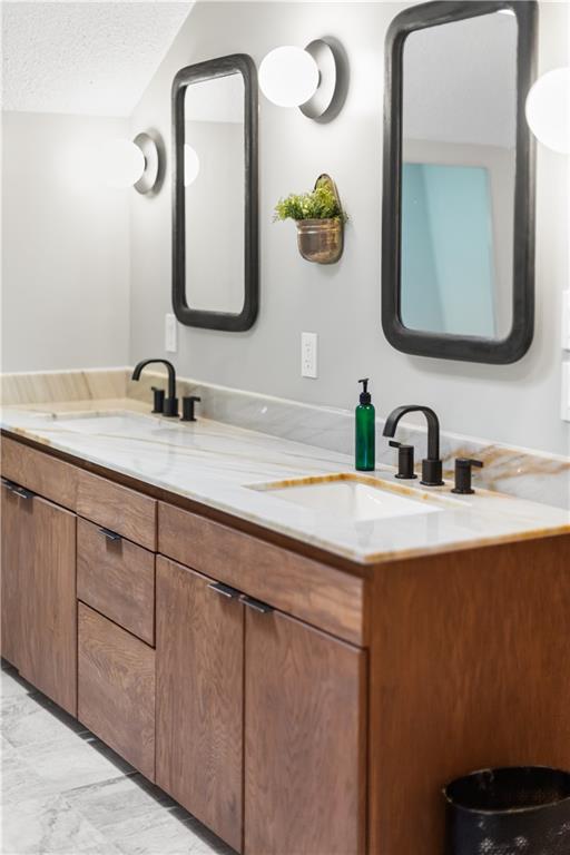 St Joseph, Missouri 64505, United States, 3 Bedrooms Bedrooms, ,4 BathroomsBathrooms,Residential,Active,189715