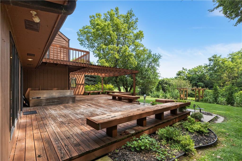 St Joseph, Missouri 64505, United States, 3 Bedrooms Bedrooms, ,4 BathroomsBathrooms,Residential,Active,189715