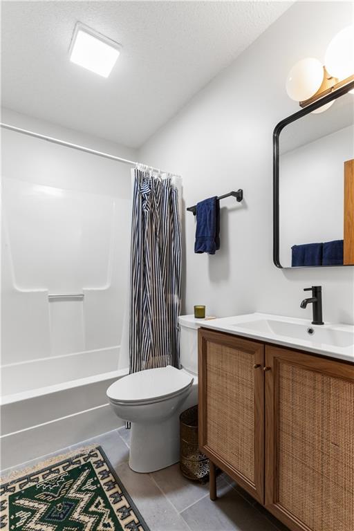 St Joseph, Missouri 64505, United States, 3 Bedrooms Bedrooms, ,4 BathroomsBathrooms,Residential,Active,189715