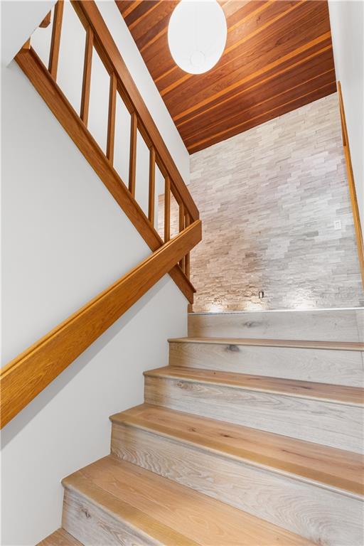 St Joseph, Missouri 64505, United States, 3 Bedrooms Bedrooms, ,4 BathroomsBathrooms,Residential,Active,189715