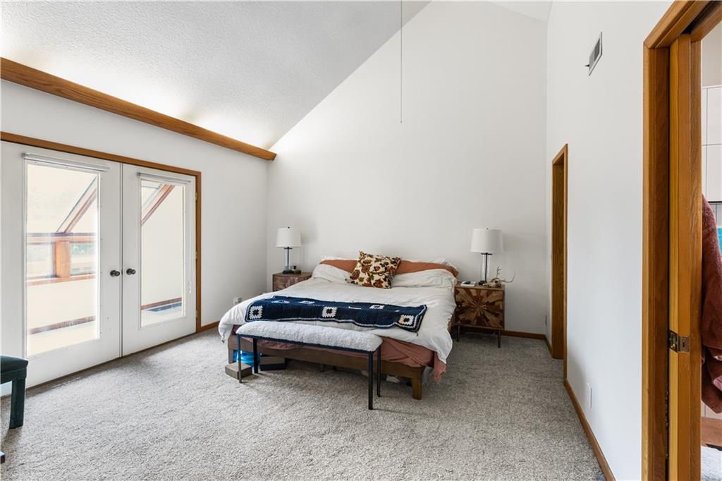 St Joseph, Missouri 64505, United States, 3 Bedrooms Bedrooms, ,4 BathroomsBathrooms,Residential,Active,189715