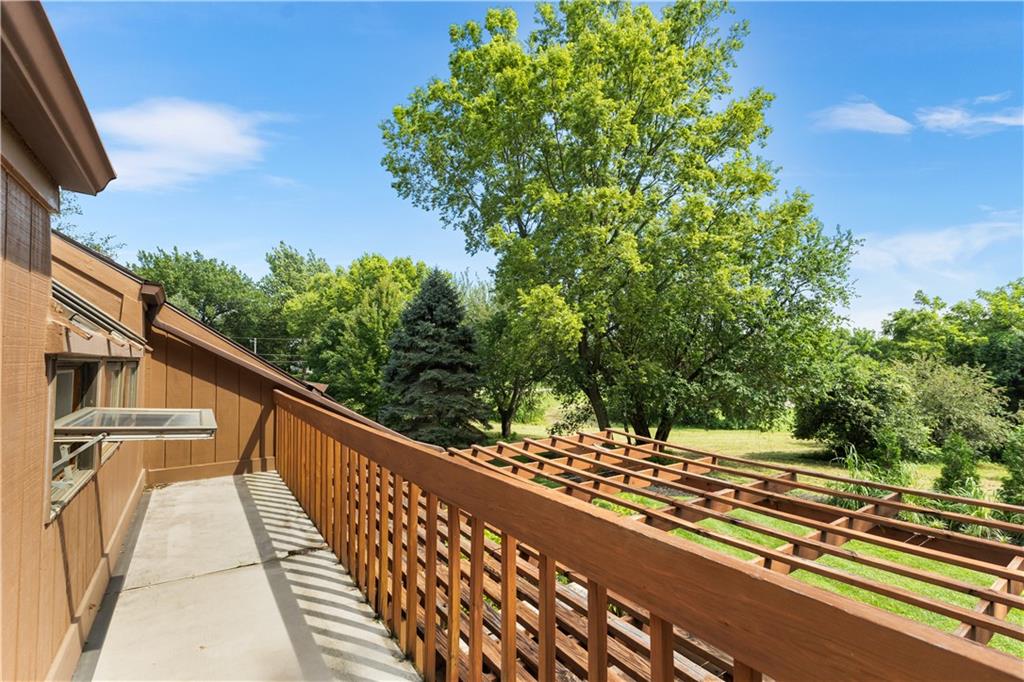 St Joseph, Missouri 64505, United States, 3 Bedrooms Bedrooms, ,4 BathroomsBathrooms,Residential,Active,189715