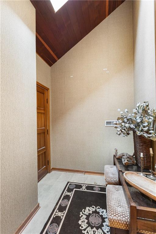 St Joseph, Missouri 64505, United States, 3 Bedrooms Bedrooms, ,4 BathroomsBathrooms,Residential,Active,189715