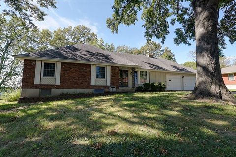 4722 Hedges Avenue, Kansas City, MO 64133 - #: 2578117