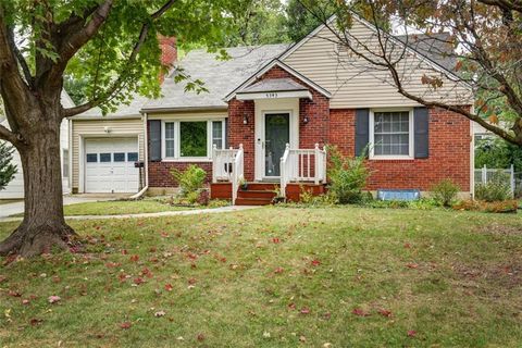 Photo of 5343 Rosewood Street, Roeland Park, KS 66205 (MLS # 2583717) Photo of 5343 Rosewood Street, Roeland Park, KS 66205 (MLS # 2583717)