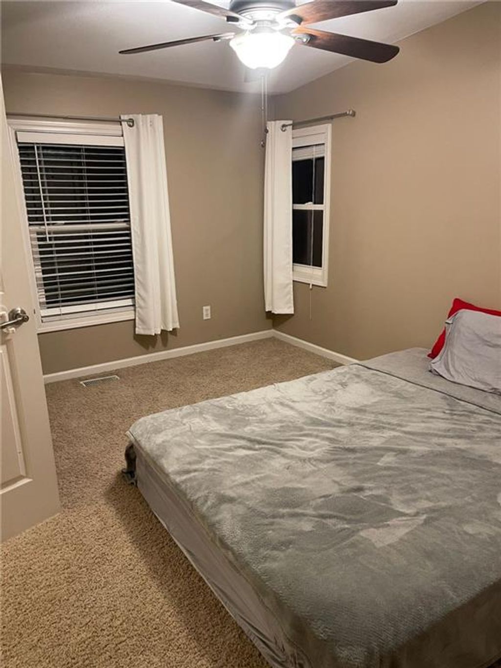 Photo of 3101 Douglas Street, St Joseph, MO 64506 (MLS # 2592770)