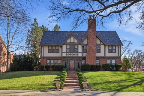 649 W Meyer Boulevard Kansas City MO 64113