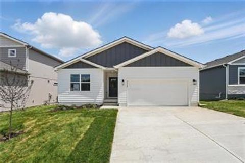 500 SW Chelmsford Drive, Blue Springs, MO 64014 - MLS#: 2569946