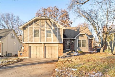 816 E Northview Street Olathe KS 66061