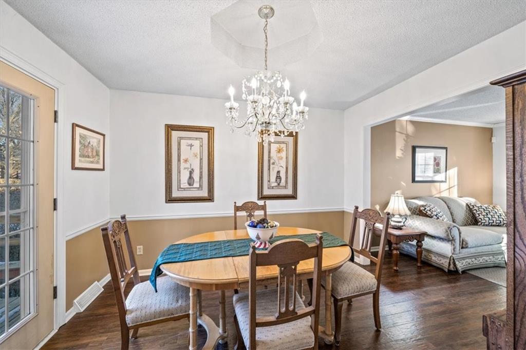 816 E Northview Street