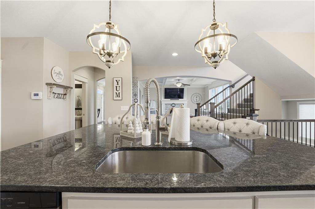 16936 W 163rd Terrace