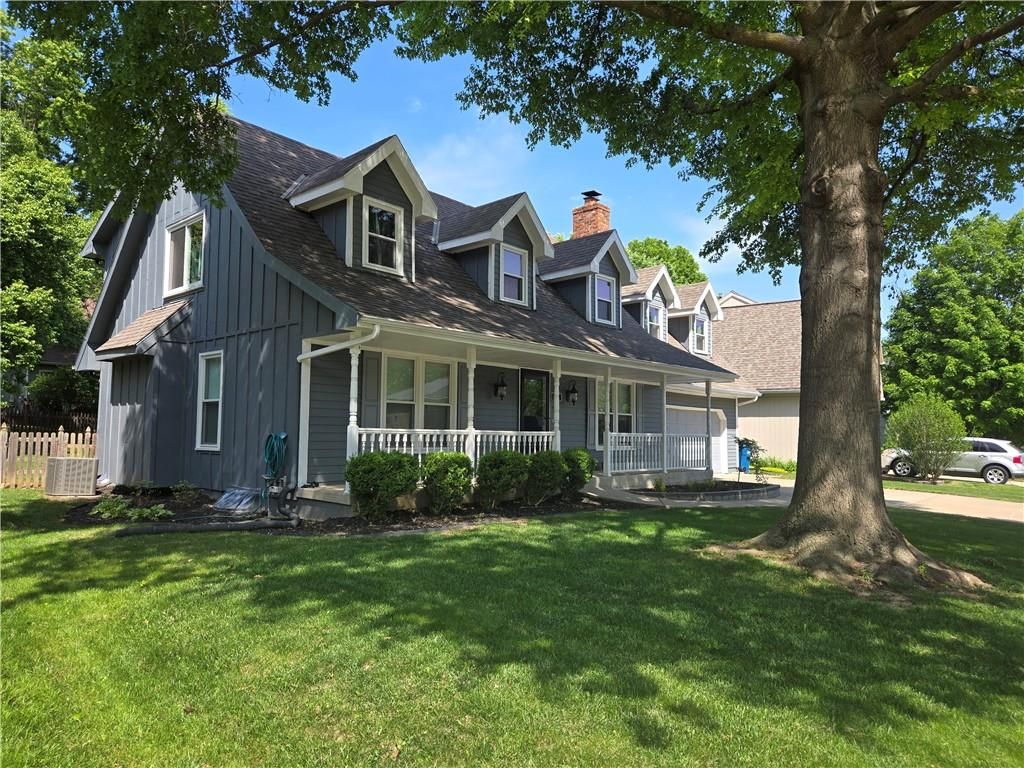 Photo of 632 Butternut Lane, Liberty, MO 64068 (MLS # 2619820)
