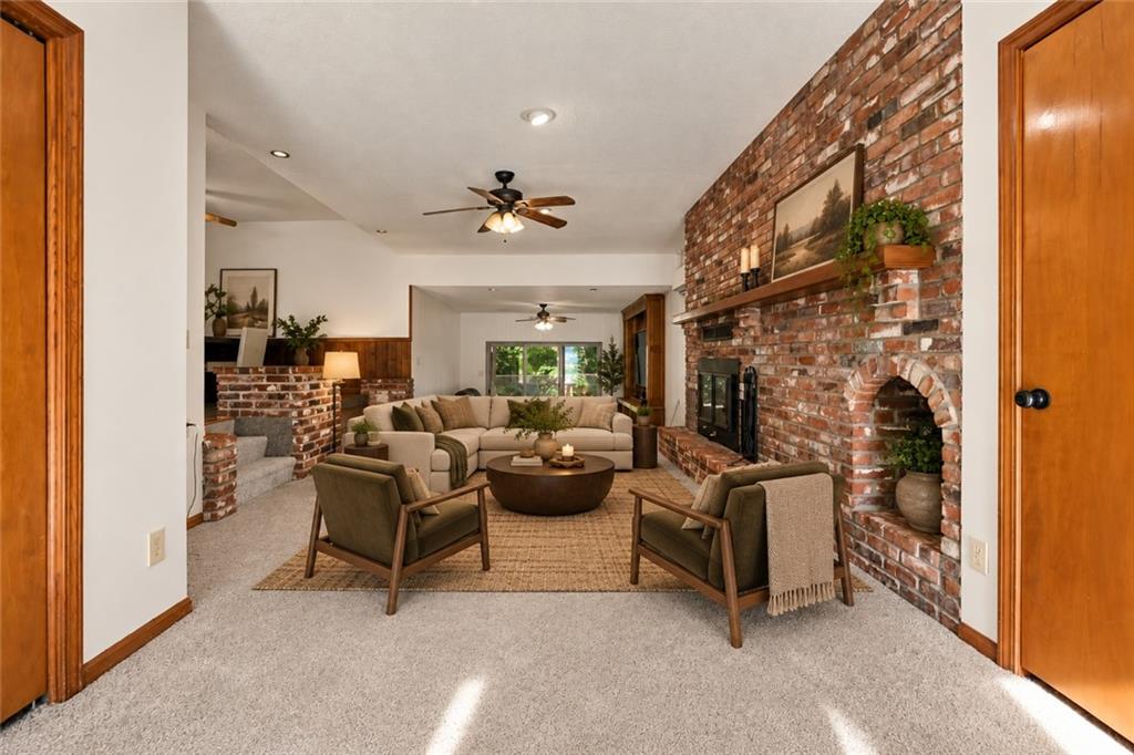 28806 E Beth Court