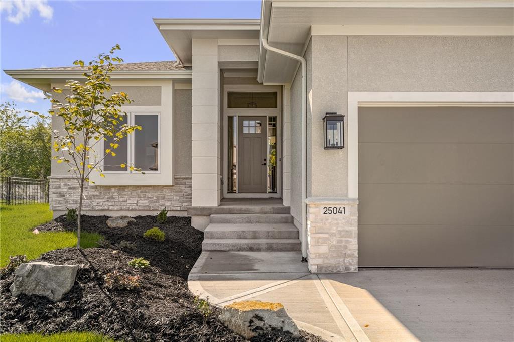 25128 W 141st Terrace