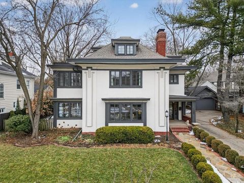 6016 Belleview Avenue Kansas City MO 64113