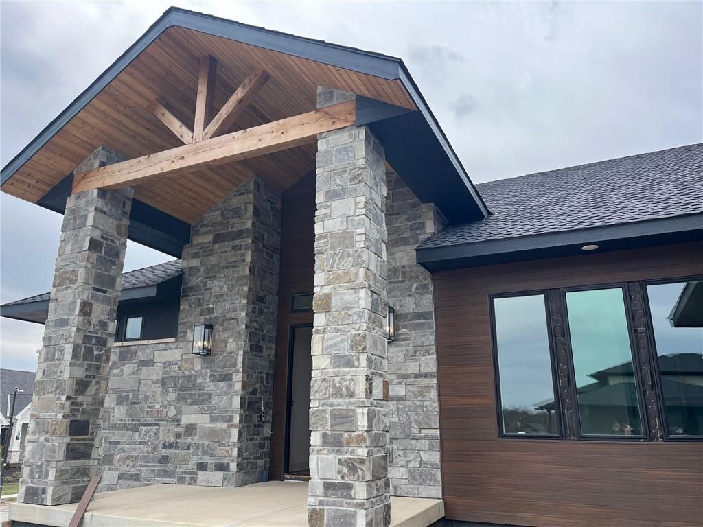 9410 Deer Run Street