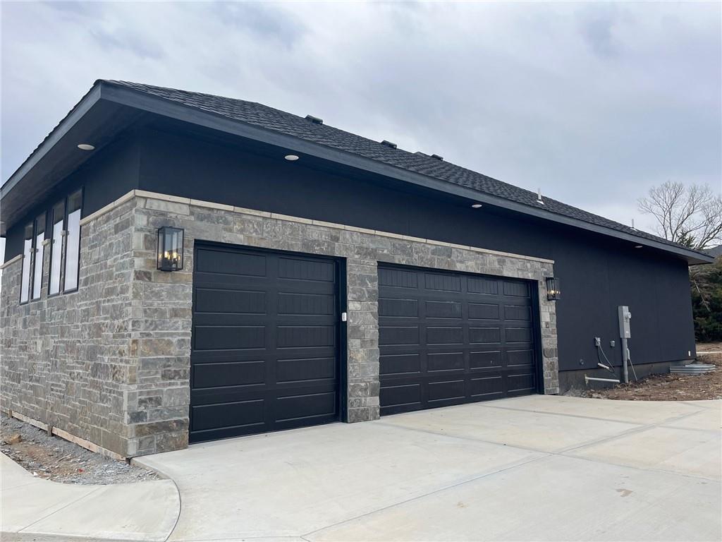 9410 Deer Run Street