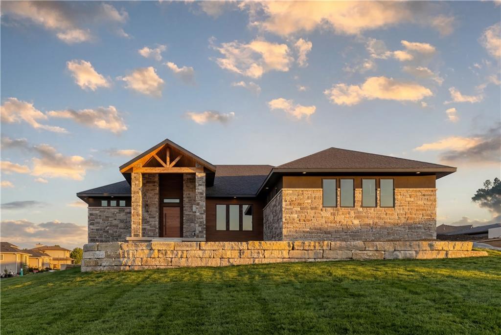 9410 Deer Run Street