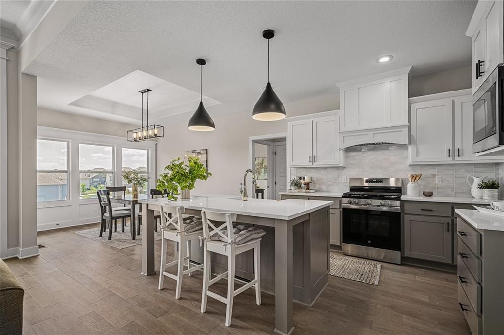 19499 W 114th Terrace