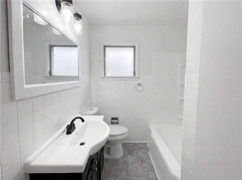 Tiny photo for 804 Sunset Avenue, Liberty, MO 64068 (MLS # 2601725)