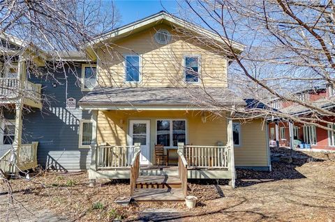 1226 Delaware Street 12 Lawrence KS 66044