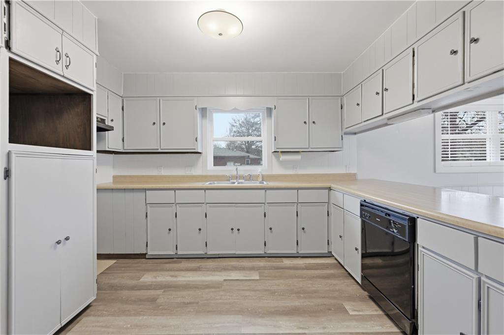 203 S Dittman Street