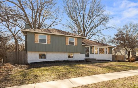 9211 W 76th Street, Overland Park, KS 66204 - MLS#: 2602771