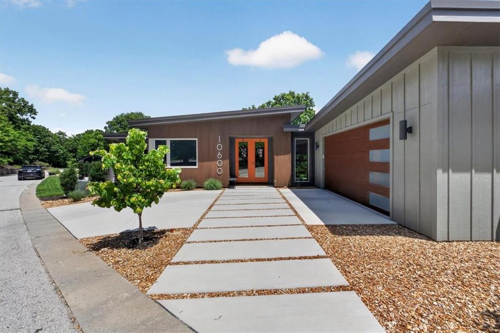 10600 Chateau Lane