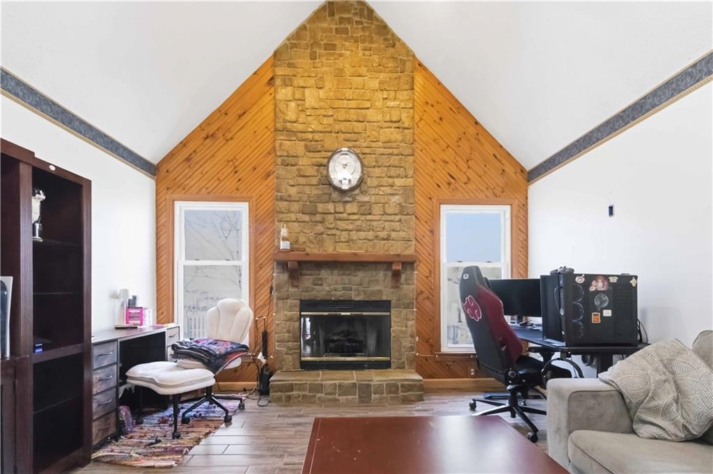 5714 Creekview Drive