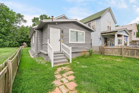 Photo of 1118 S 36th Street, Kansas City, KS 66106 (MLS # 2629659)