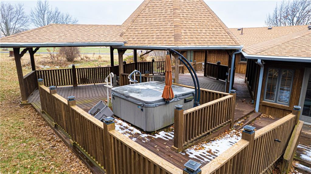 St Joseph, Missouri 64504, United States, 3 Bedrooms Bedrooms, ,2 BathroomsBathrooms,Residential,Active,252121