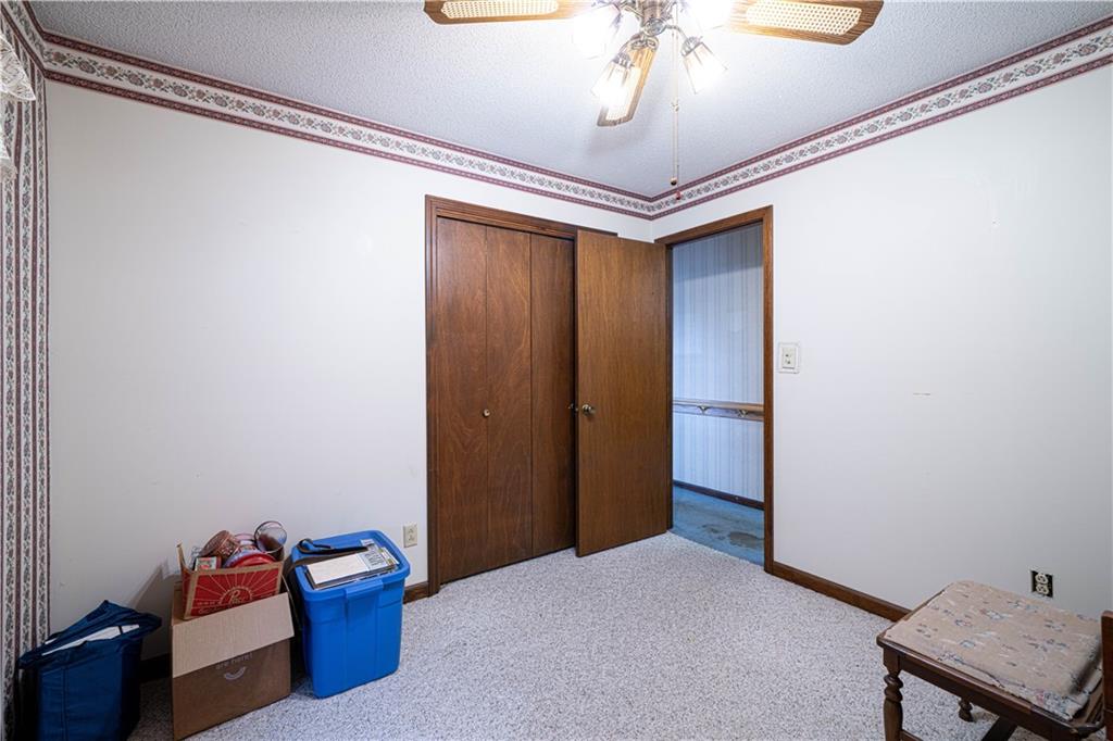 St Joseph, Missouri 64504, United States, 3 Bedrooms Bedrooms, ,2 BathroomsBathrooms,Residential,Active,252121