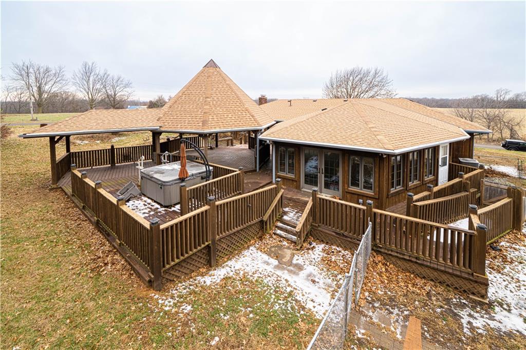 St Joseph, Missouri 64504, United States, 3 Bedrooms Bedrooms, ,2 BathroomsBathrooms,Residential,Active,252121