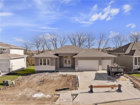 8937 Shady Bend Road Lenexa KS 66227
