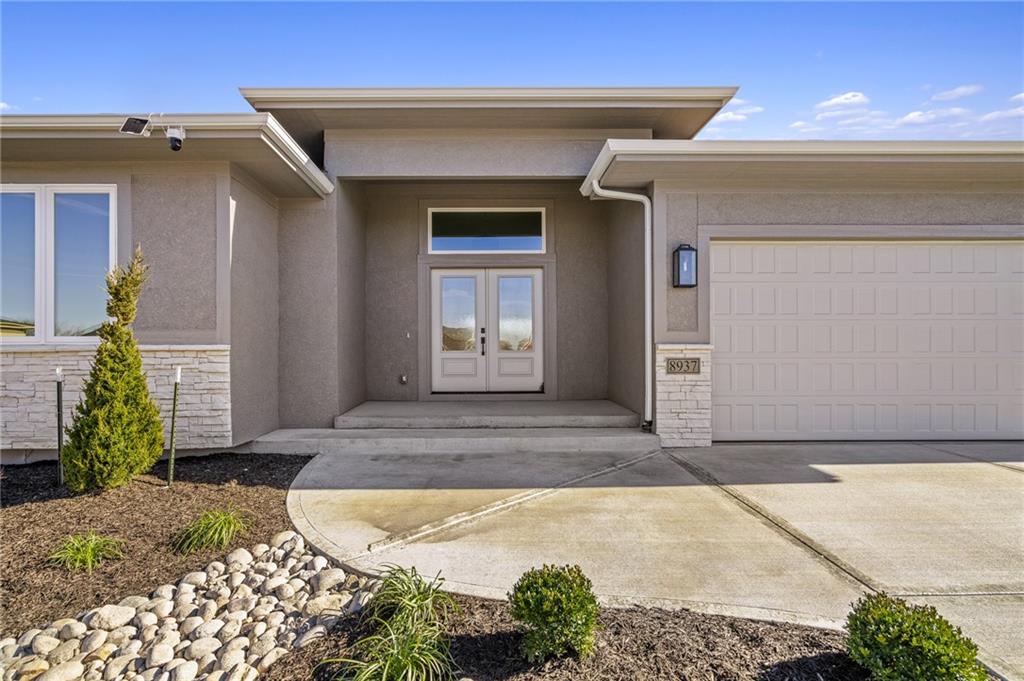 8937 Shady Bend Road