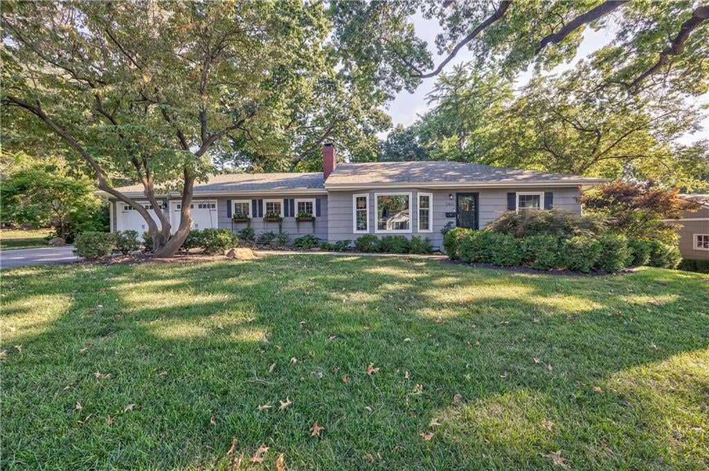 5401 W 65th Place