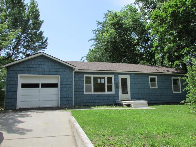 Photo 1 of 15 — 415 E Prairie Street, Olathe, KS 66061