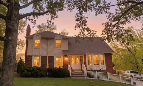 1016 NE 99th Street Kansas City MO 64155