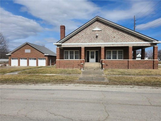207 E 4TH ST, BRAYMER, MO 64624 - Image d303cf7cbdc637a36dc5b9e76007a7a5/3450164620