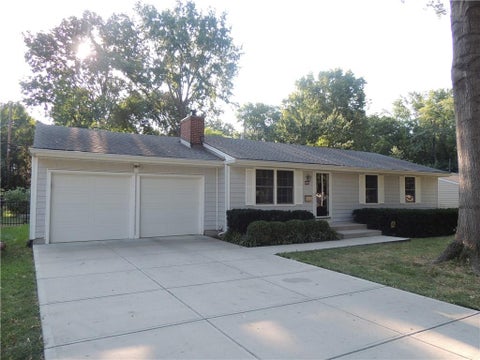 8703 Belleview Avenue, Kansas City, MO 64114 - MLS#: 2640305