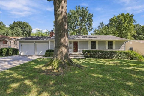 8703 Belleview Avenue, Kansas City, MO 64114 - MLS#: 2640305